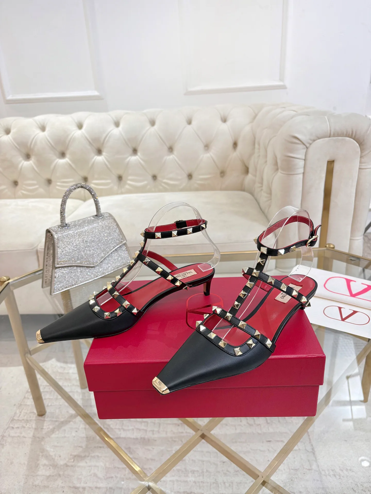 Women's Open-Toe Sandals VALENTINO 17843940