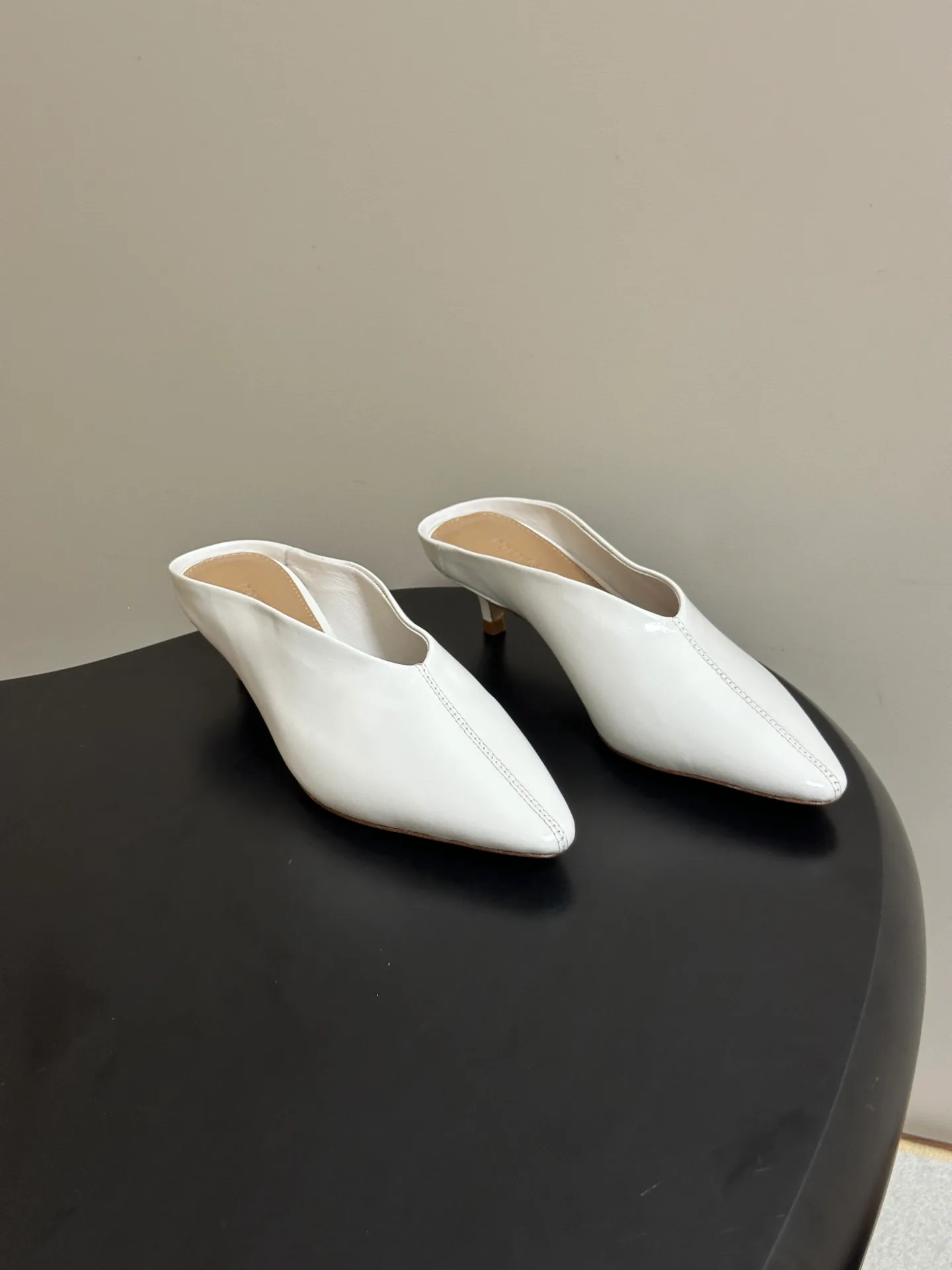 Women's Mules And Clogs BOTTEGA VENETA 18049550