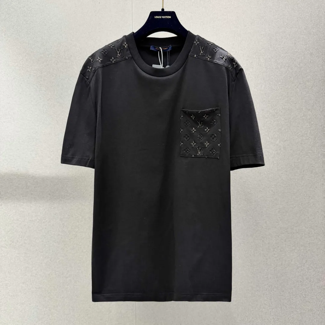Men's T-Shirts LOUIS VUITTON 18380589