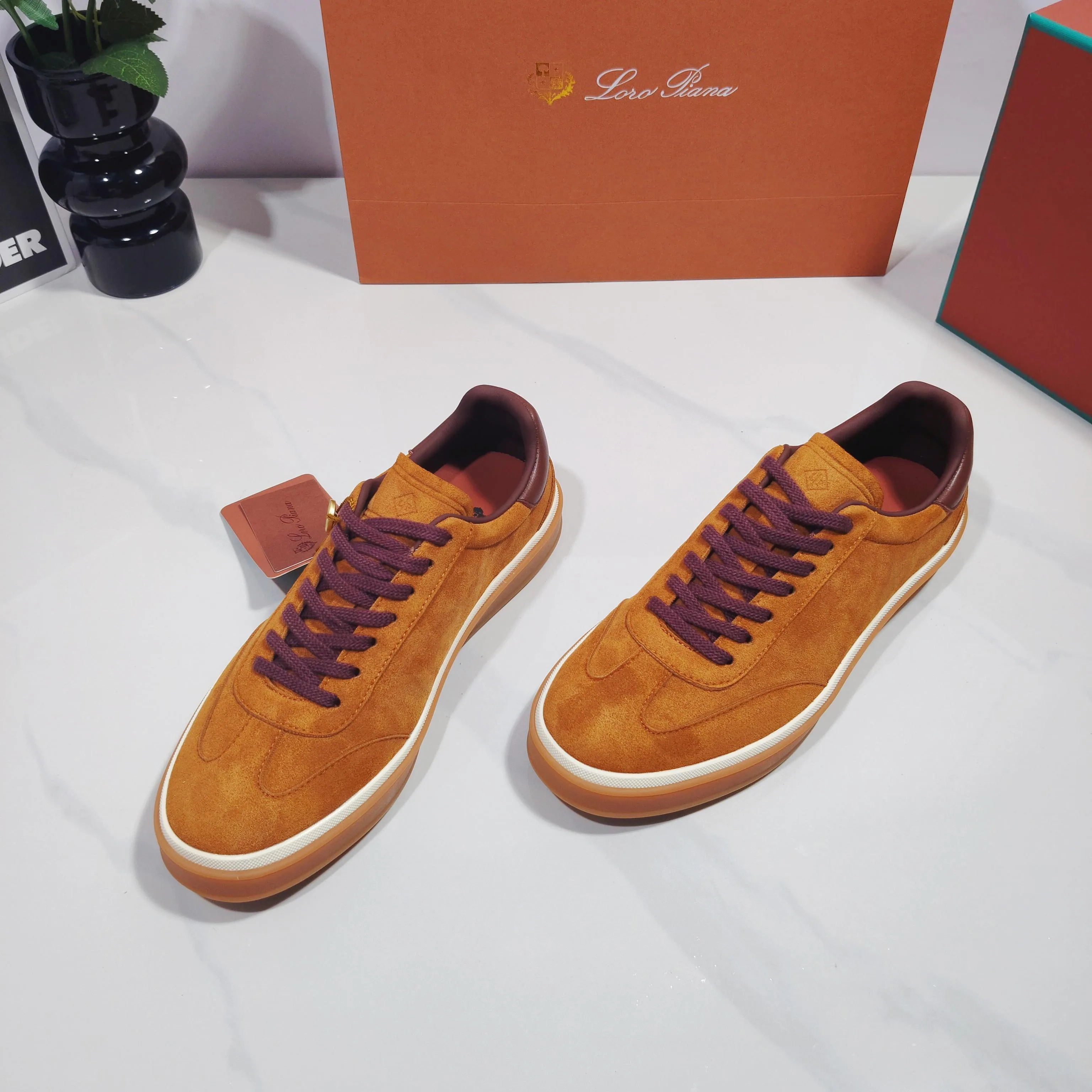 Women's Sneakers LORO PIANA 17961932