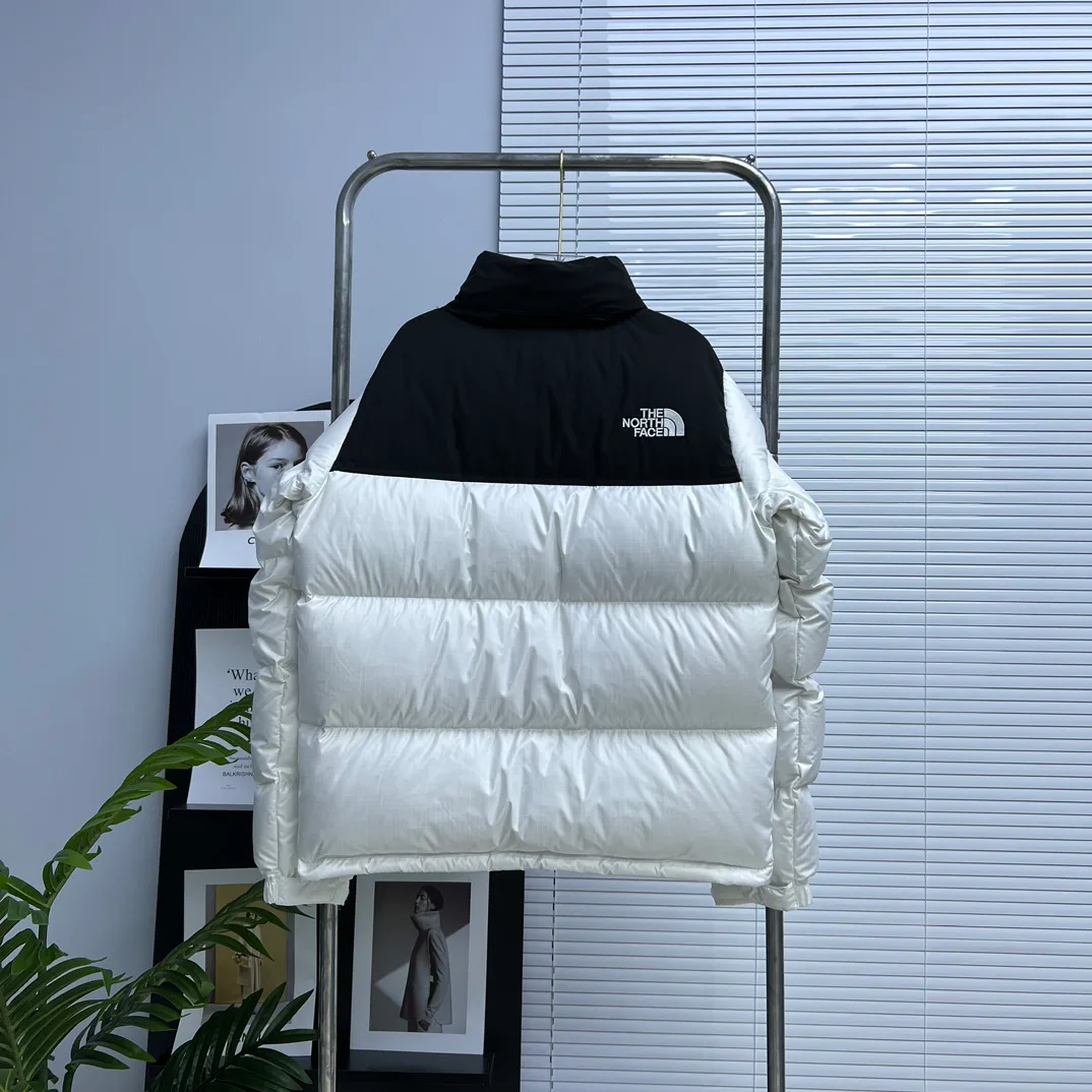 Куртки И Пуховики Мужские The North Face 18684510