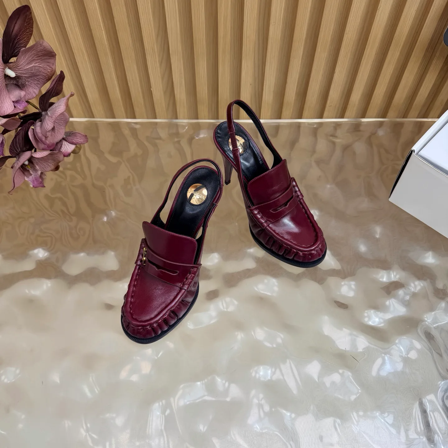 Лоферы И Мокасины Женские Saint Laurent 18676017