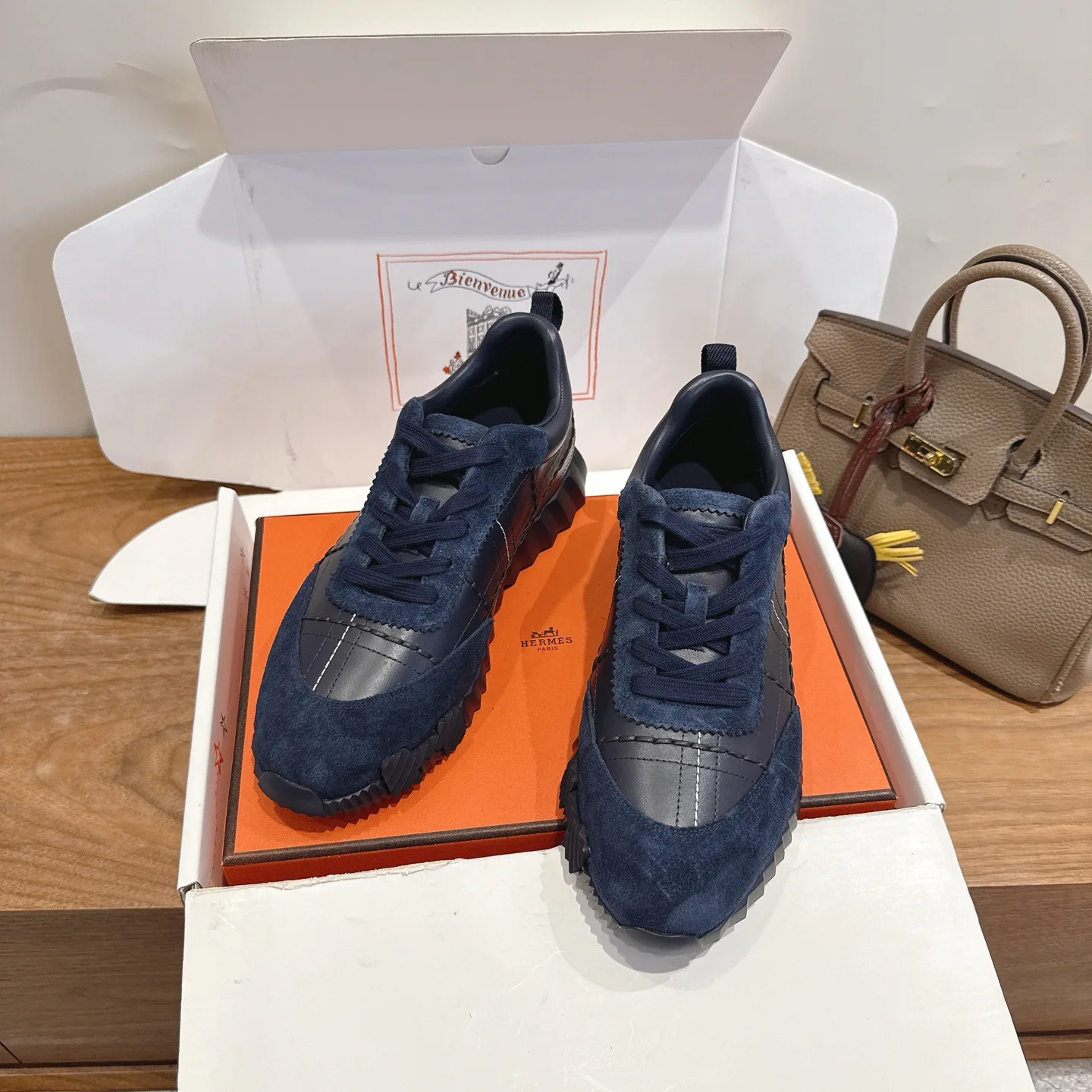 Women's Sneakers HERMES 17414536