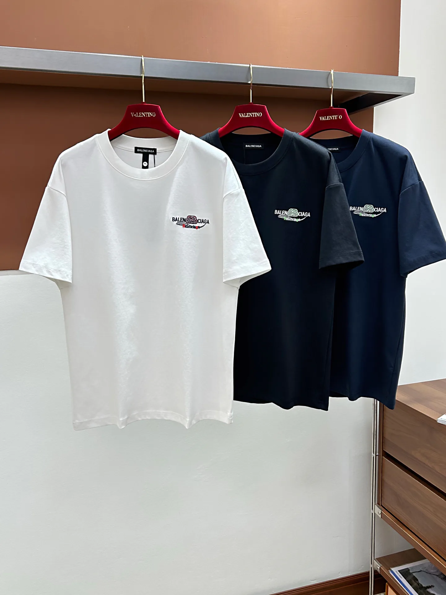 Men's T-Shirts BALENCIAGA 18246935