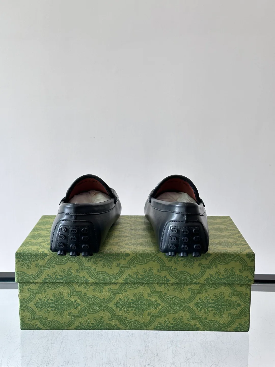 Men's Loafers And Dress Shoes GUCCI 17588553