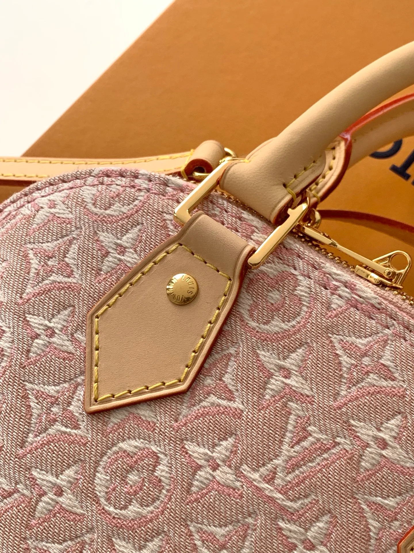 Women's Classic Handbags LOUIS VUITTON 17483342