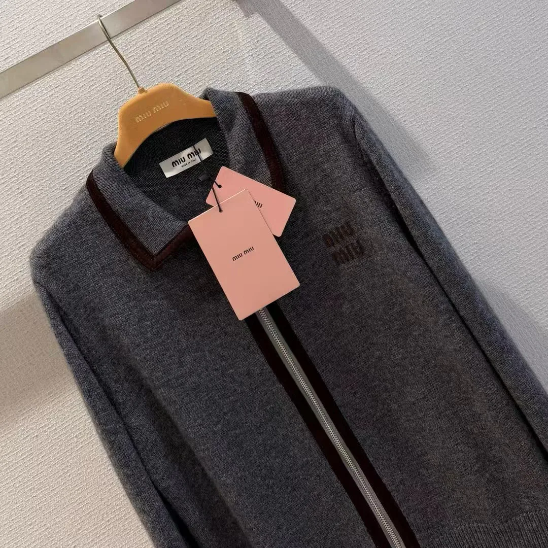 Women's Jumpers And Sweaters MIU MIU 17974138