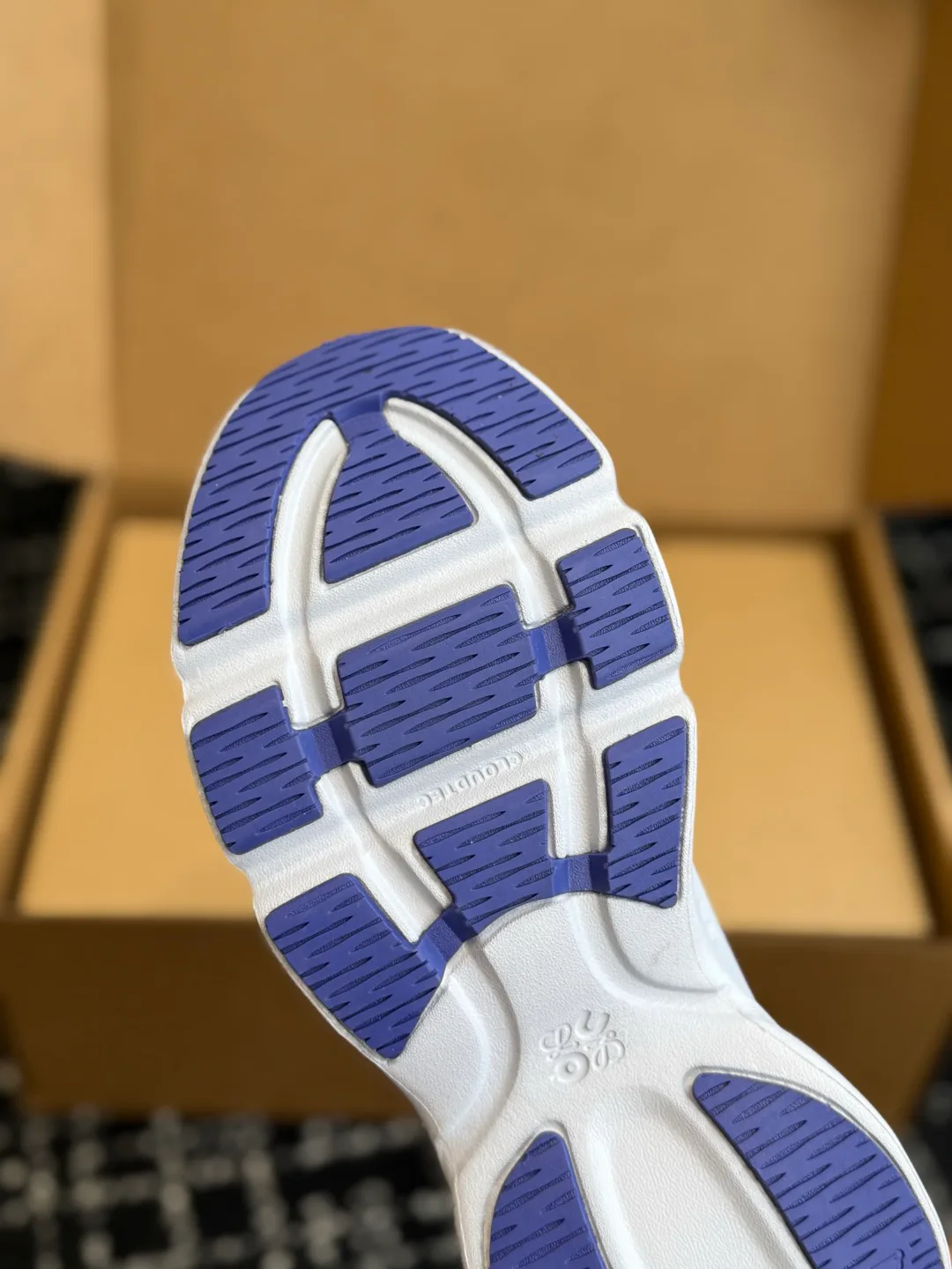 Women's Sneakers LOEWE 18139559