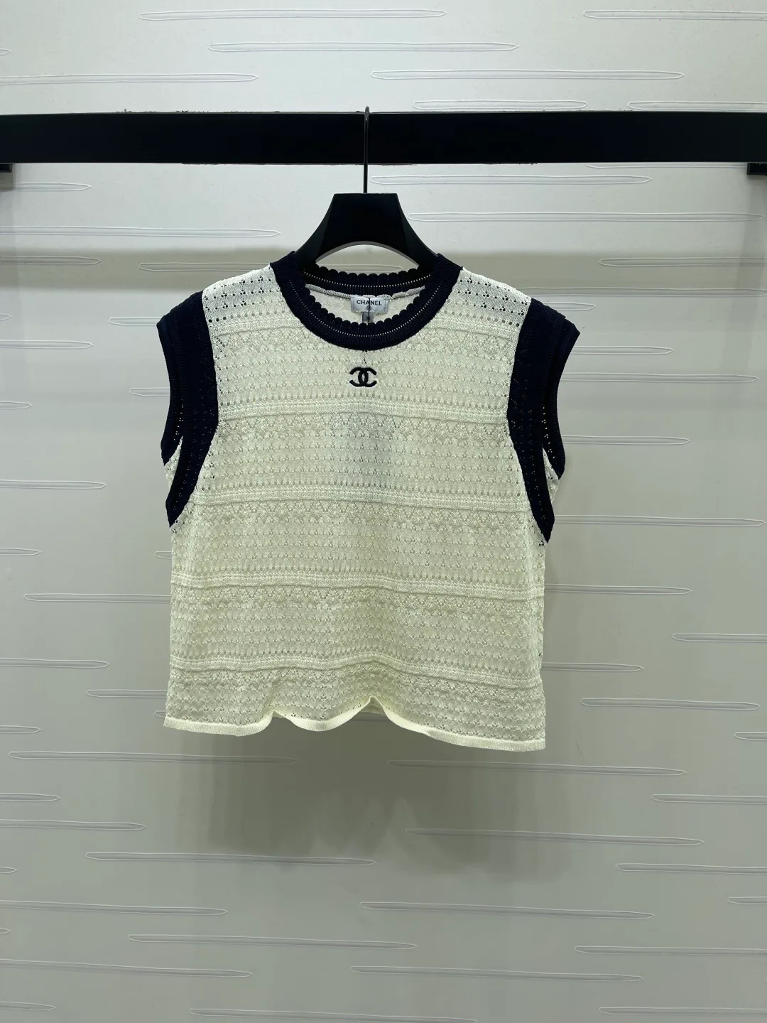 Women's Vests CHANEL 16903641