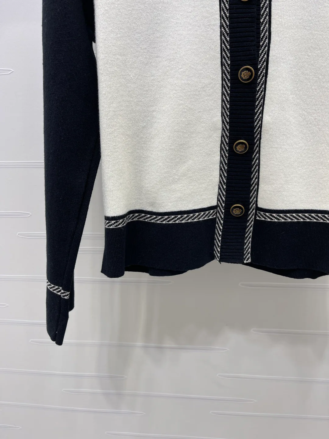 Women's Jumpers And Sweaters CHANEL 18234183