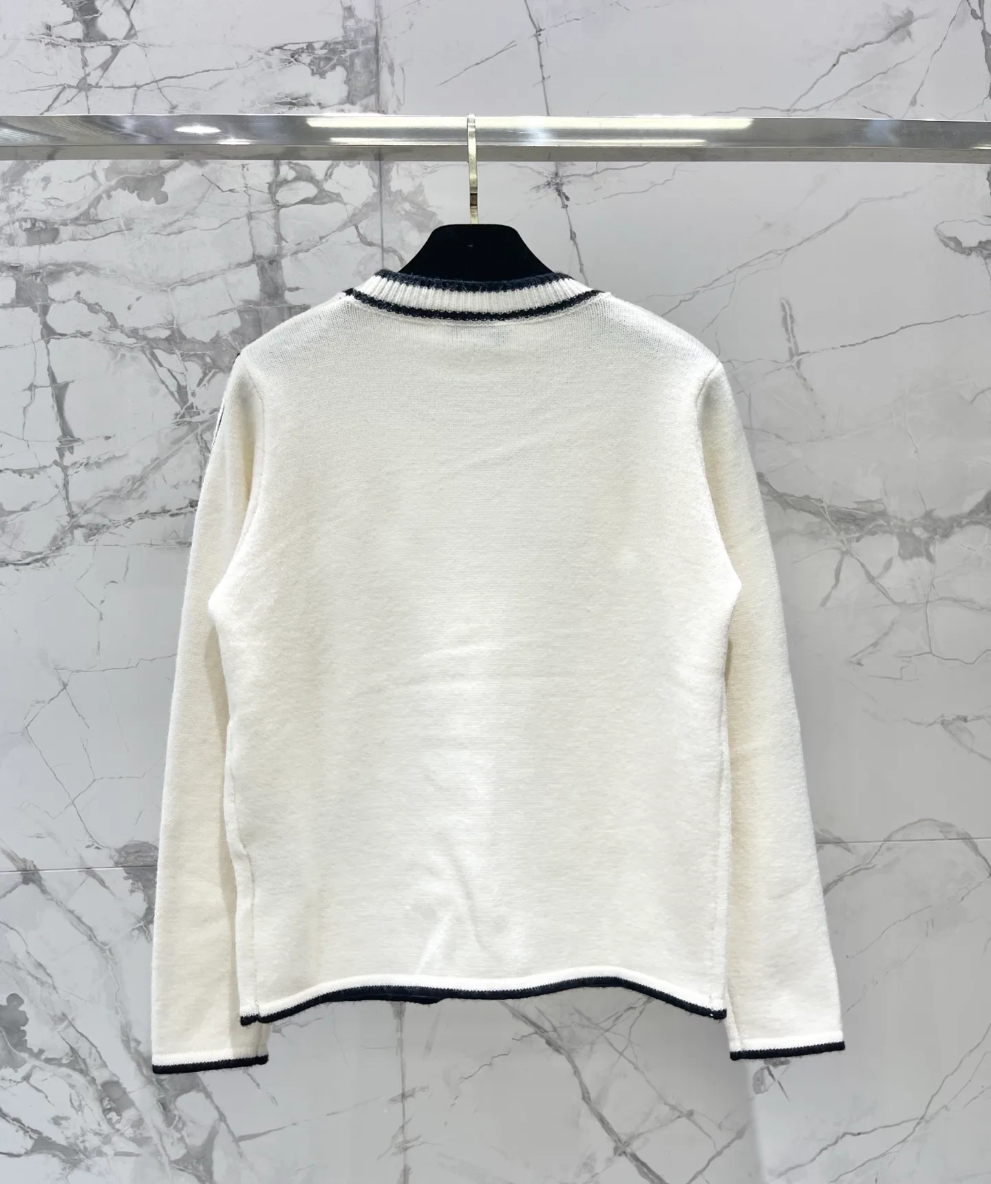 Women's Jumpers And Sweaters CHANEL 18138231