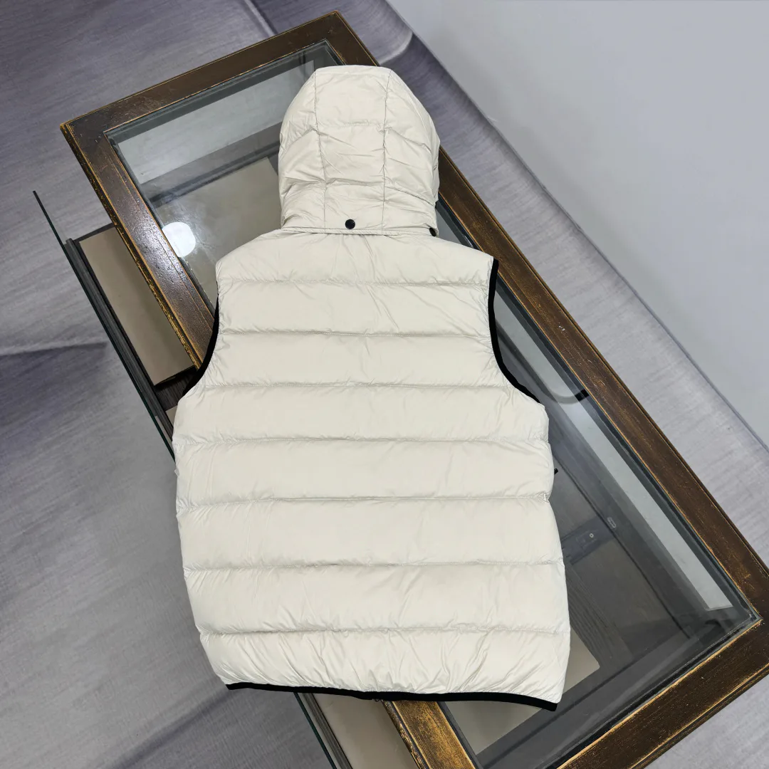 Women's Vests MONCLER 18001990