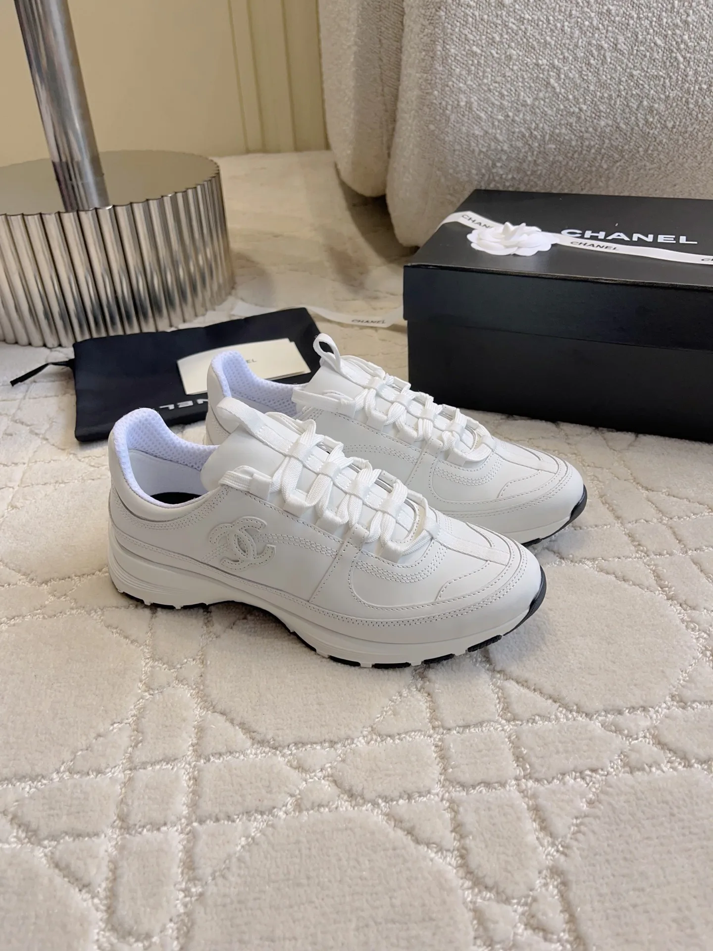 Women's Sneakers CHANEL 17936563