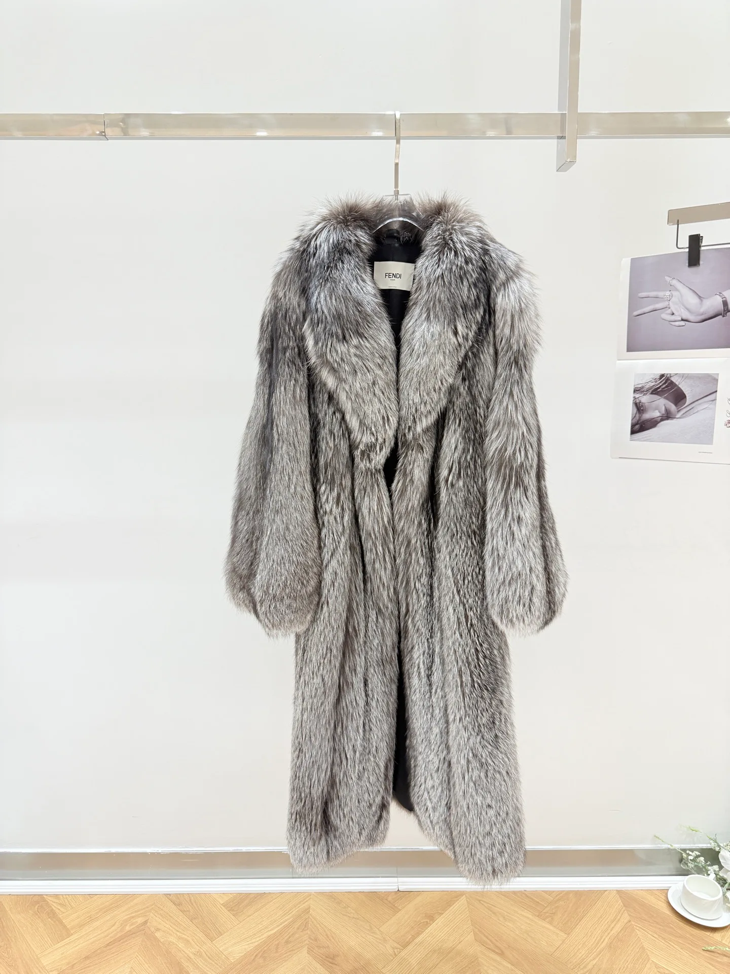 Women's Fur Coats FENDI 18343551