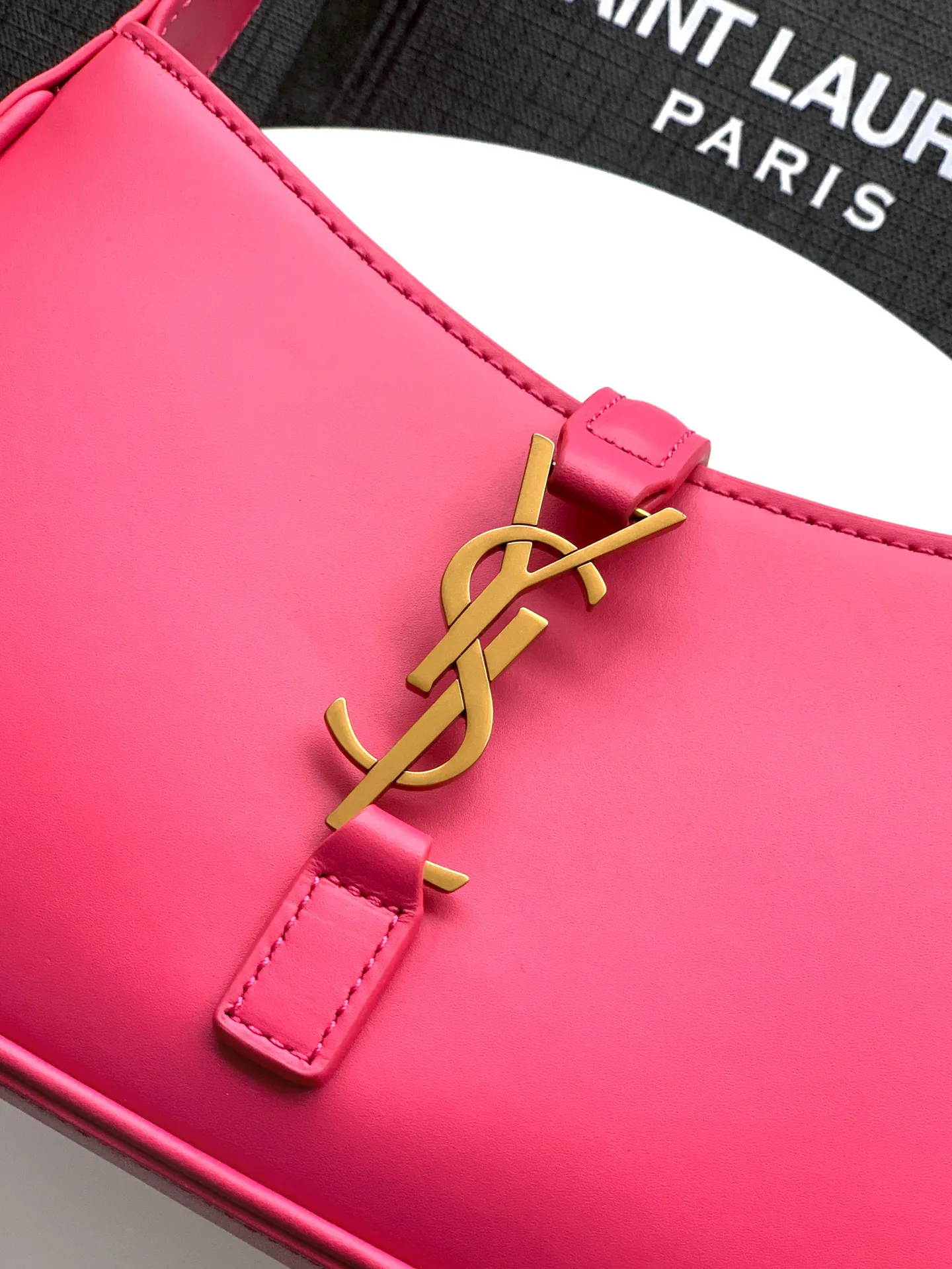 Классические Сумки Женские Saint Laurent 18610979