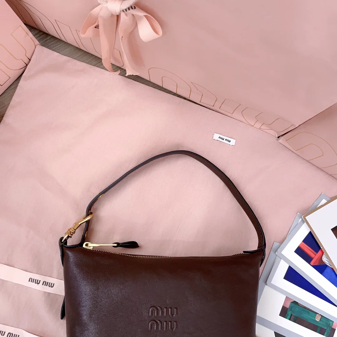 Women's Classic Handbags MIU MIU 18323198