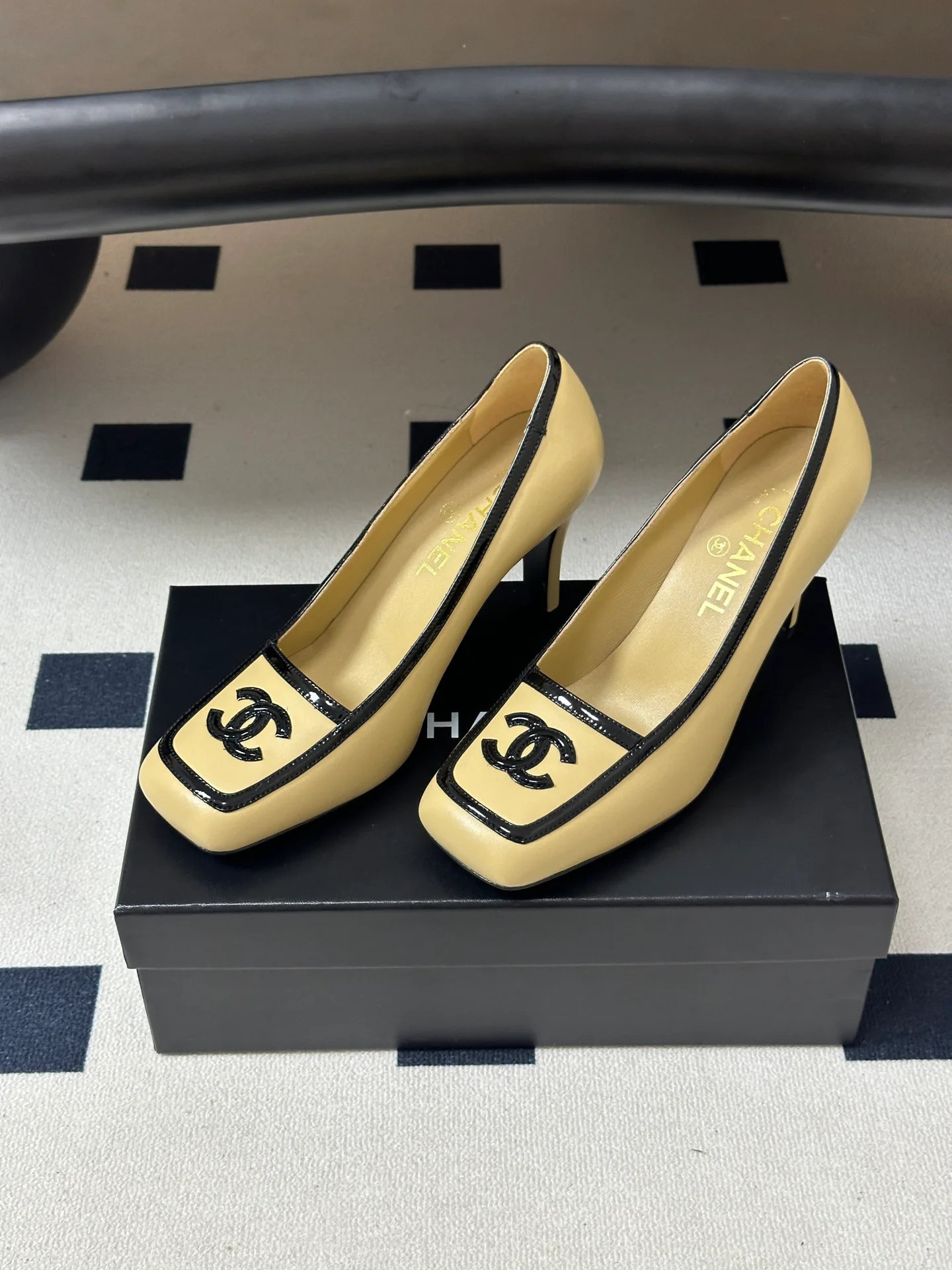 Women's Heels CHANEL 18049714