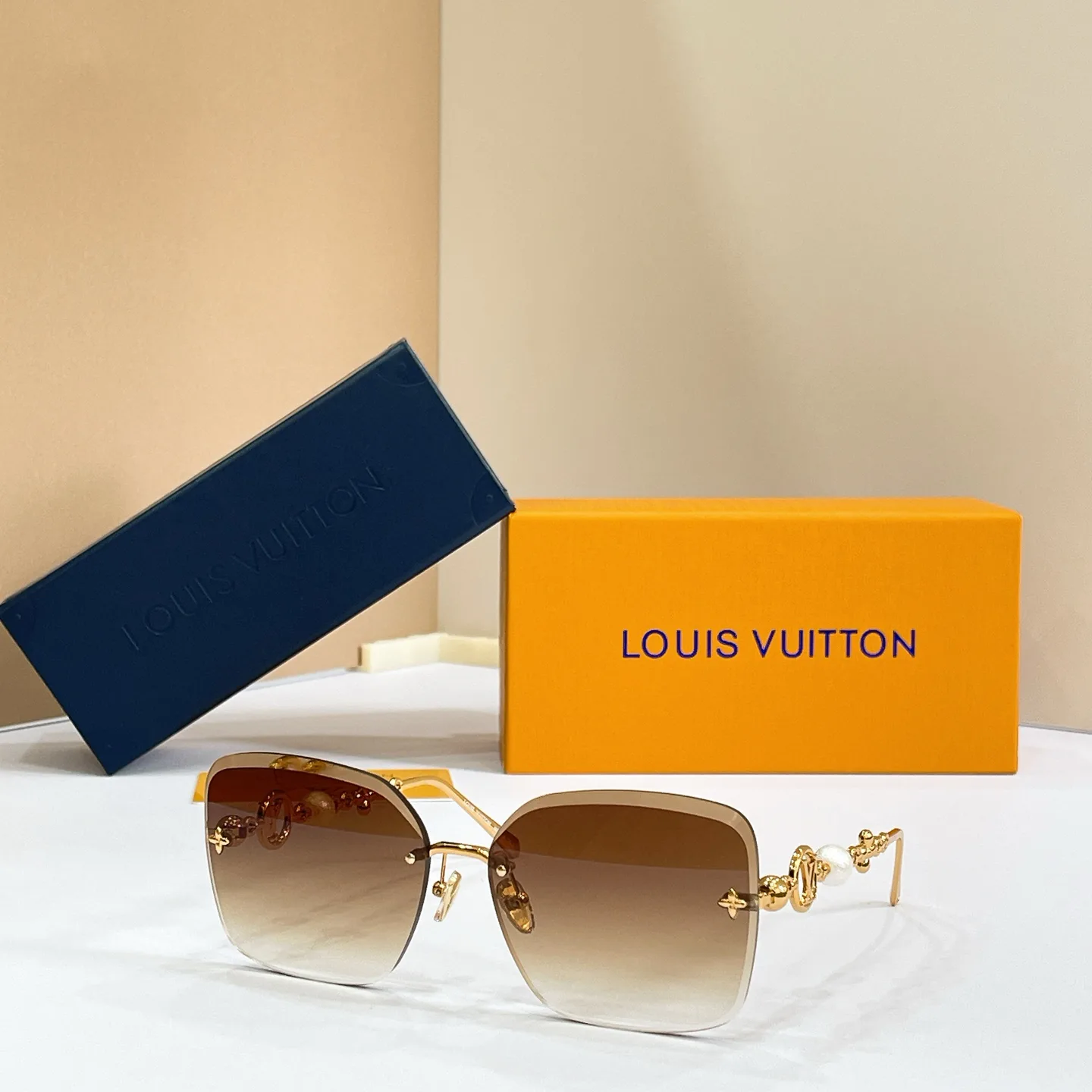 Glasses LOUIS VUITTON 17495901