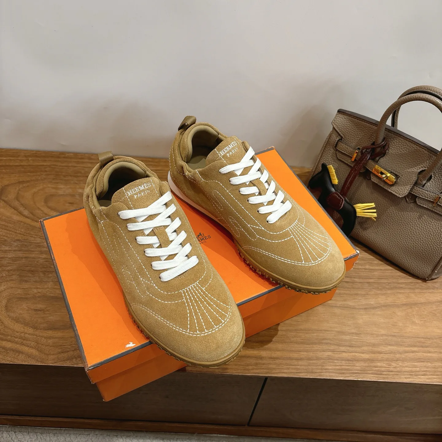 Women's Sneakers HERMES 18006074