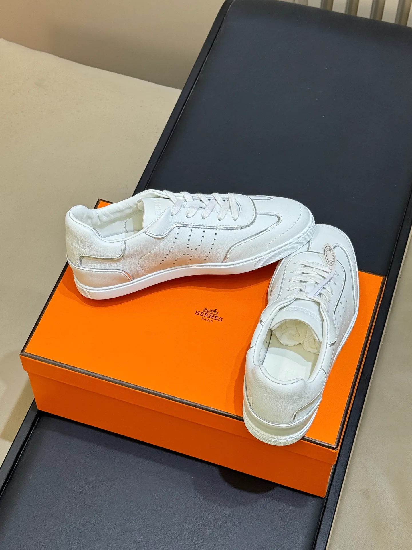 Women's Sneakers HERMES 18072922
