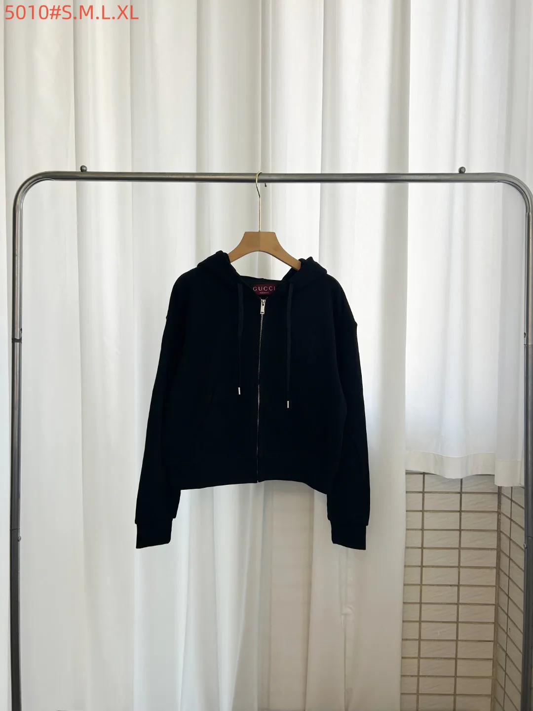 Women's Sweatshirts And Hoodies GUCCI 18263444