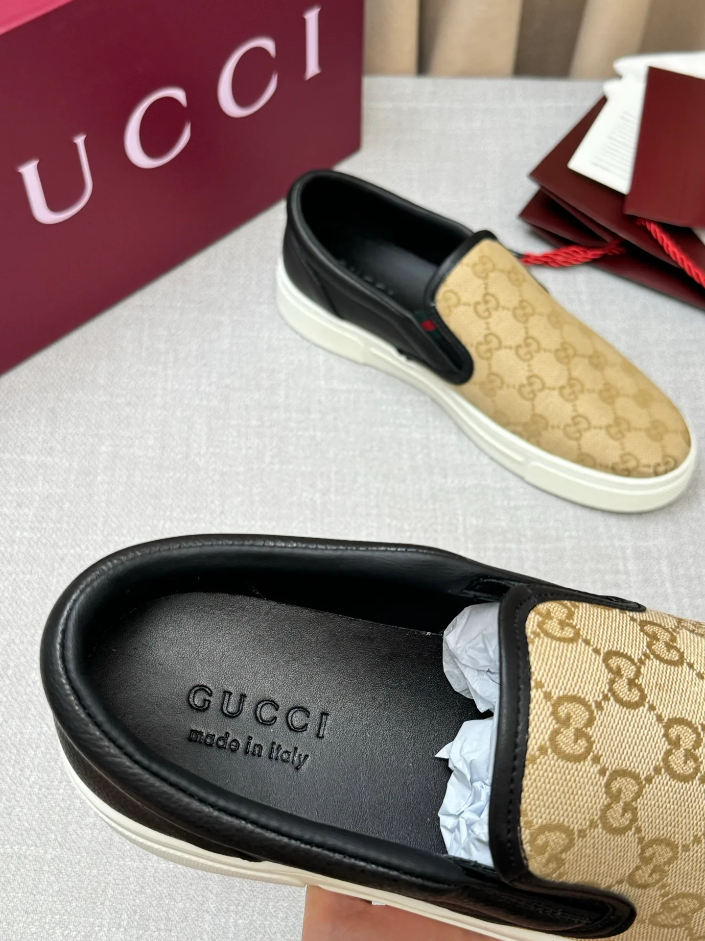 Men's Sneakers GUCCI 17620473