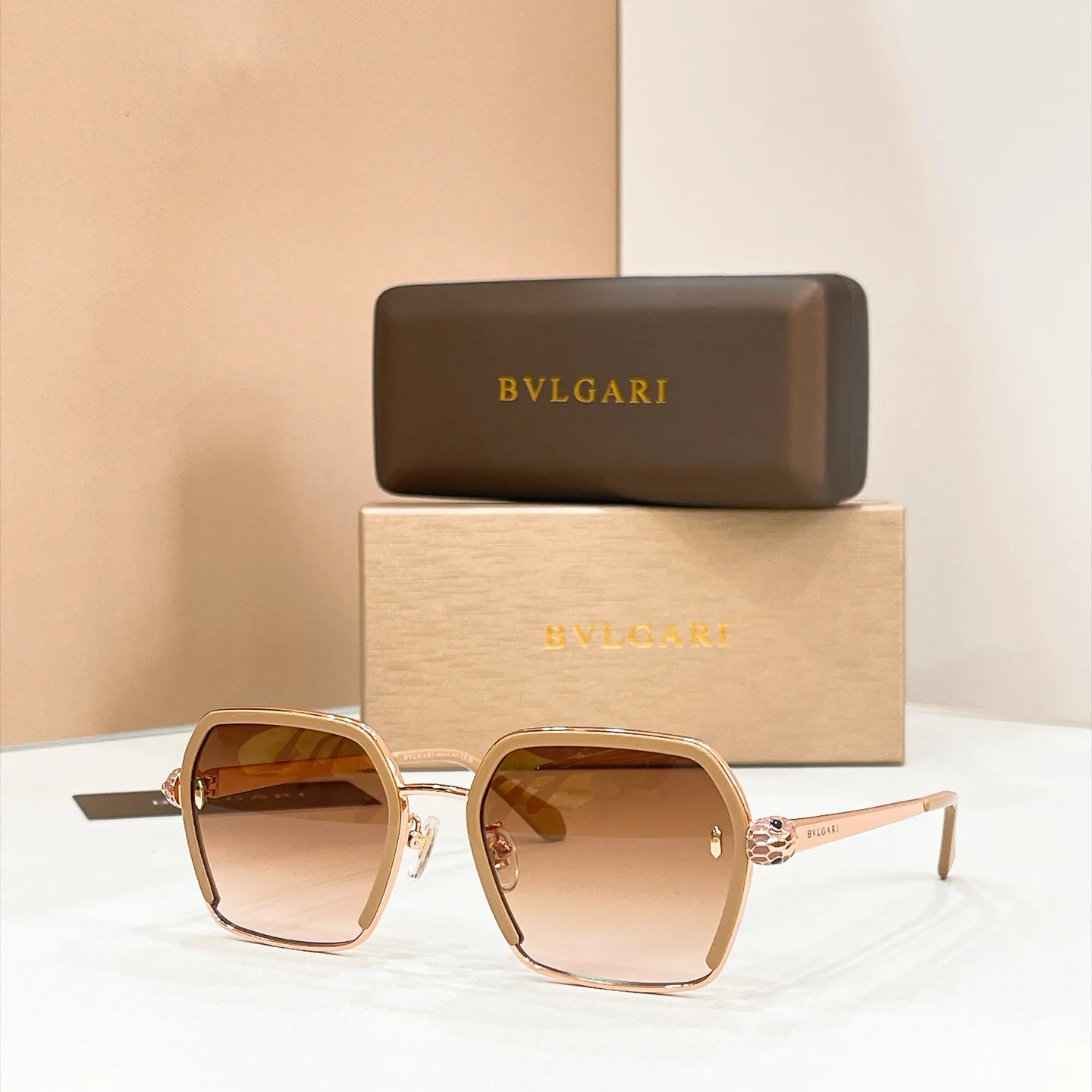 Glasses BVLGARI 17992529