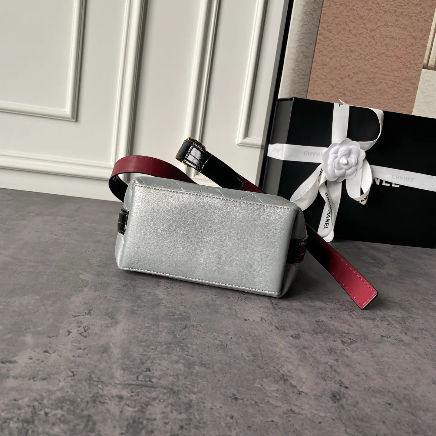 Women's Classic Handbags CHANEL 18208022