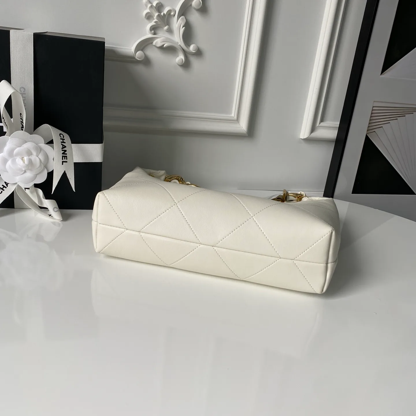Women's Classic Handbags CHANEL 18207745