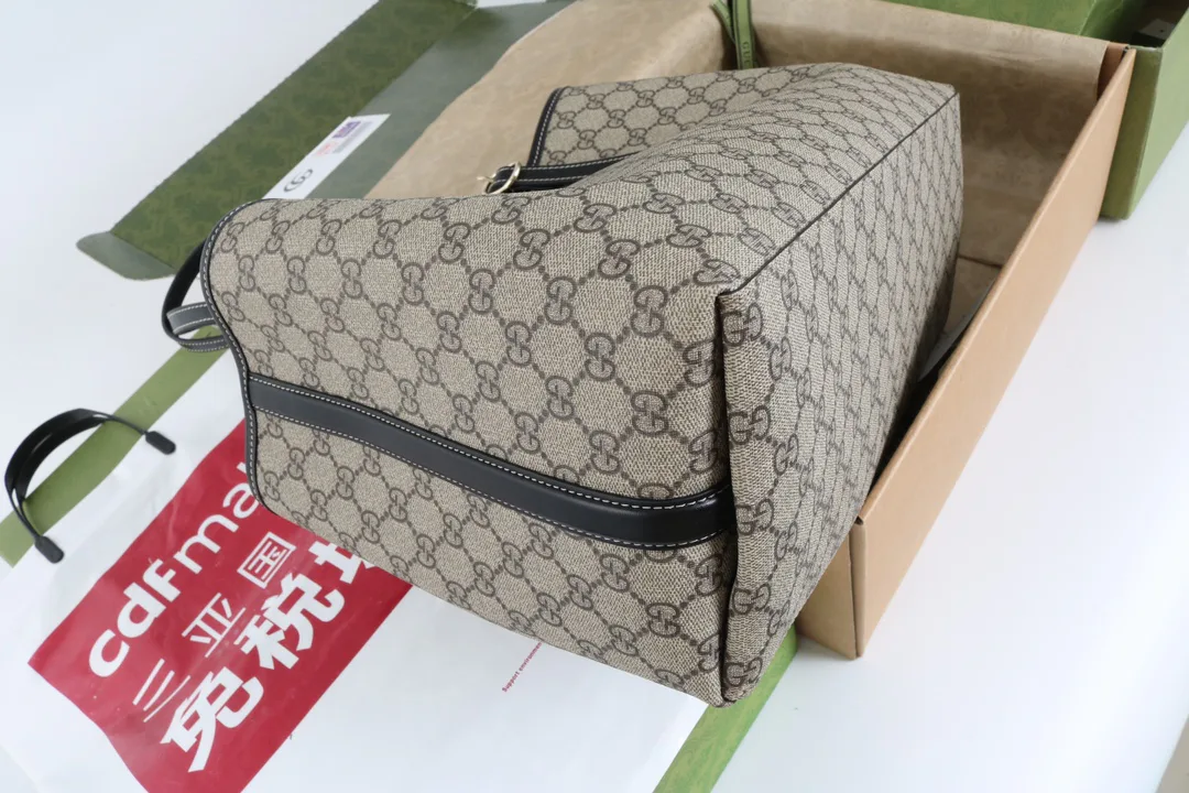 Women's Classic Handbags GUCCI 17886057