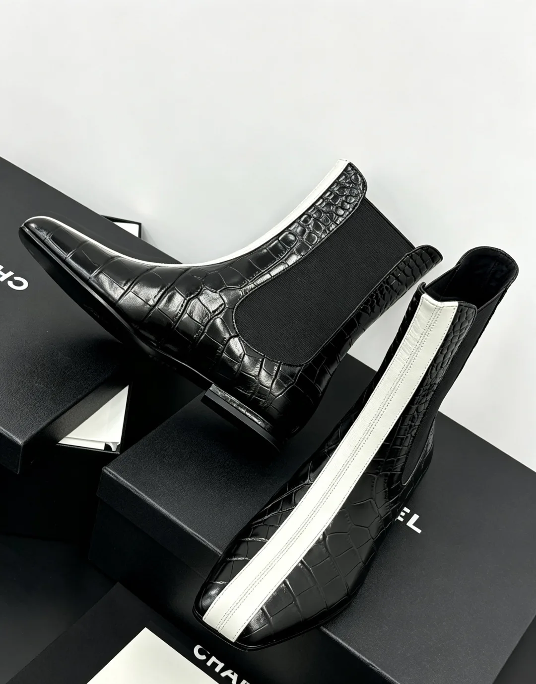 Women's Booties CHANEL 18194191