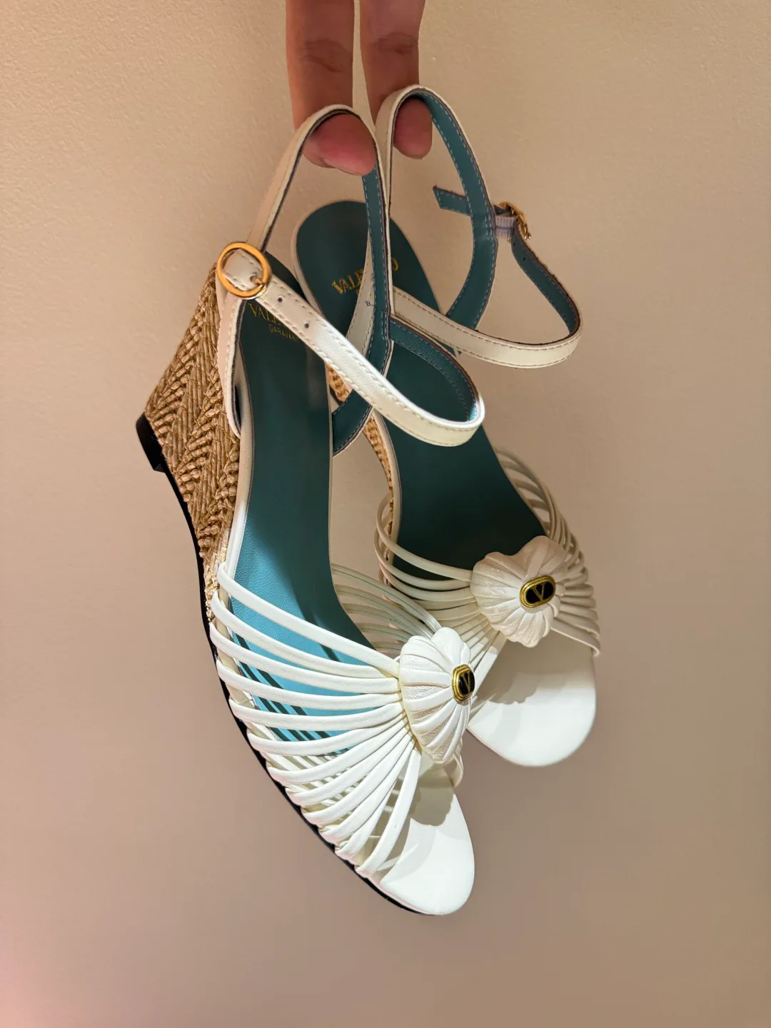 Women's Open-Toe Sandals VALENTINO 17968670