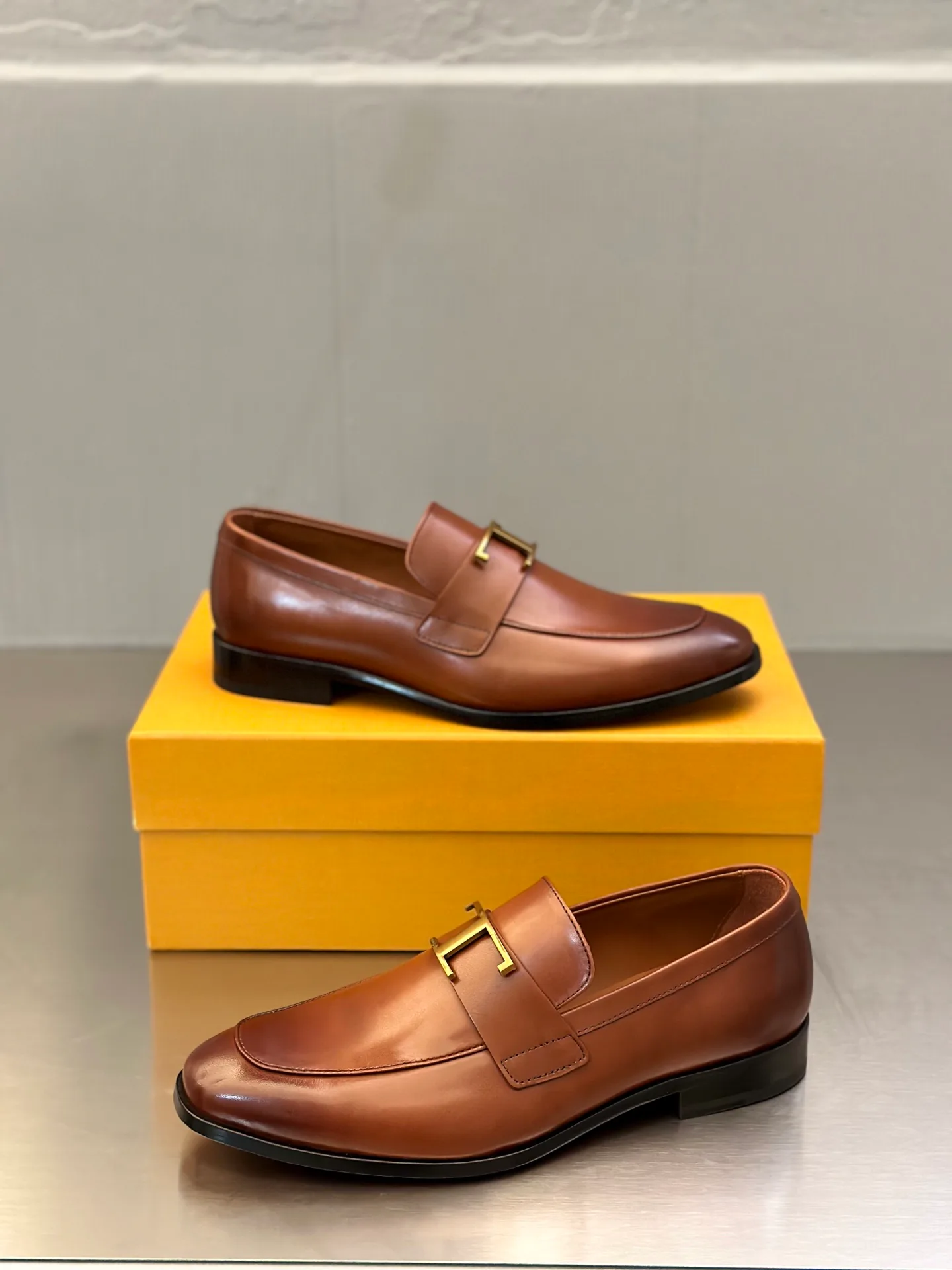 Men's Loafers And Dress Shoes TOD'S 17219237