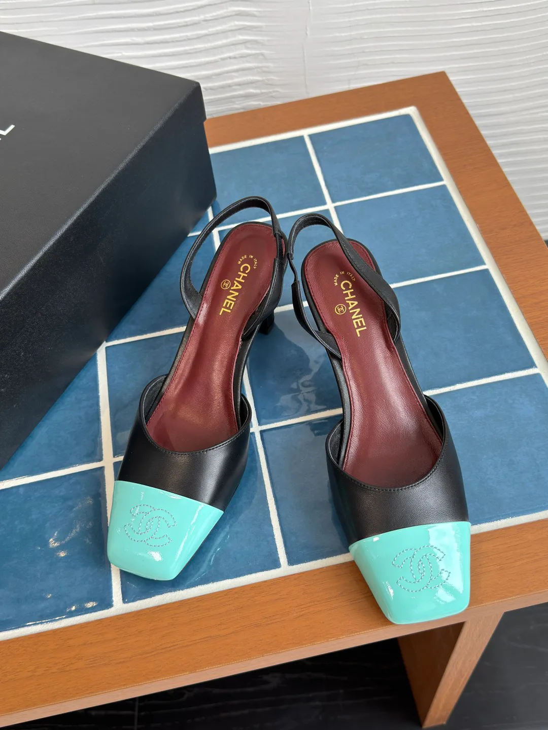 Women's Open-Toe Sandals CHANEL 18125495