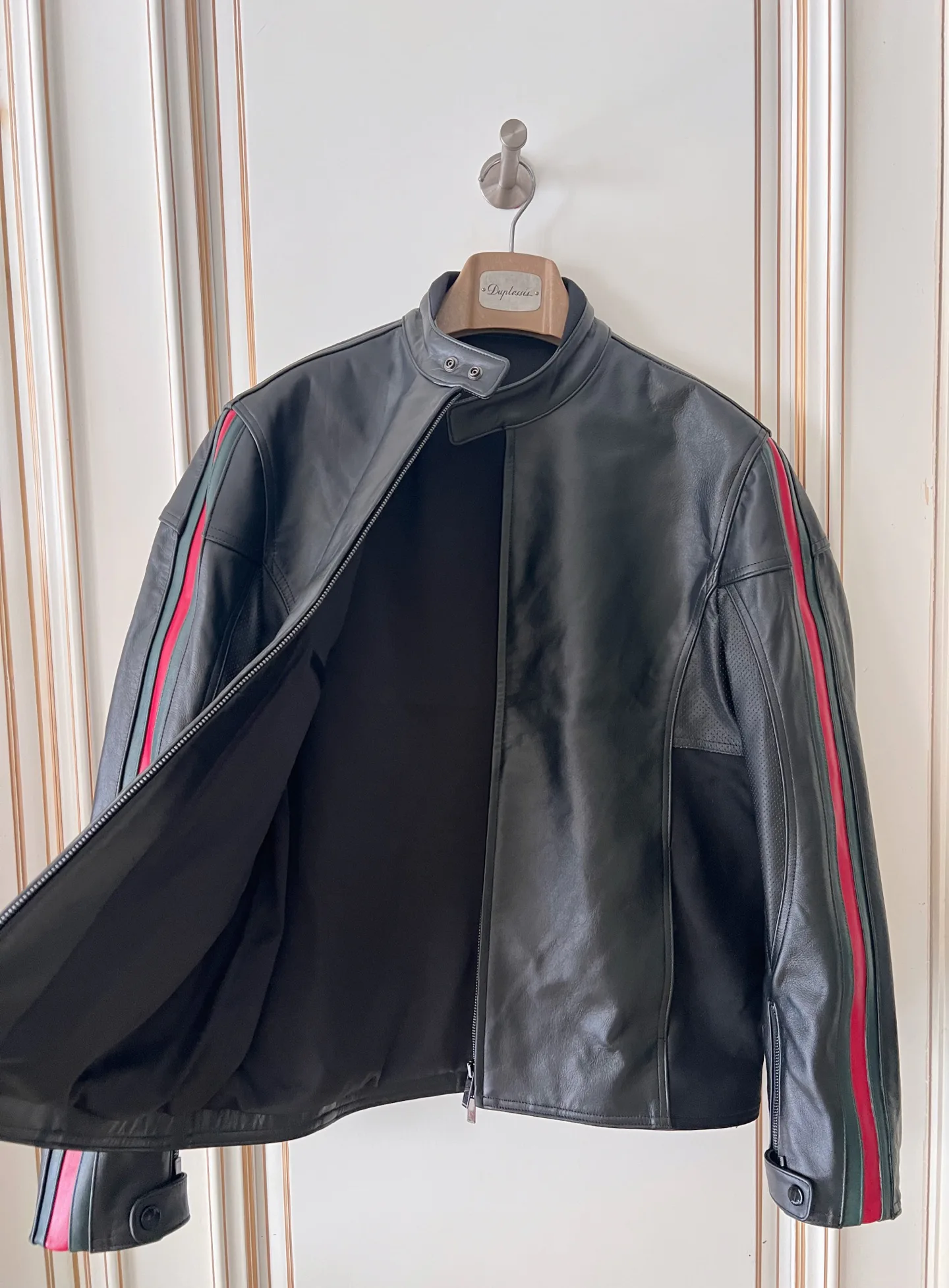 Women's Leather Jackets And Sheepskin Coats GUCCI 18408974