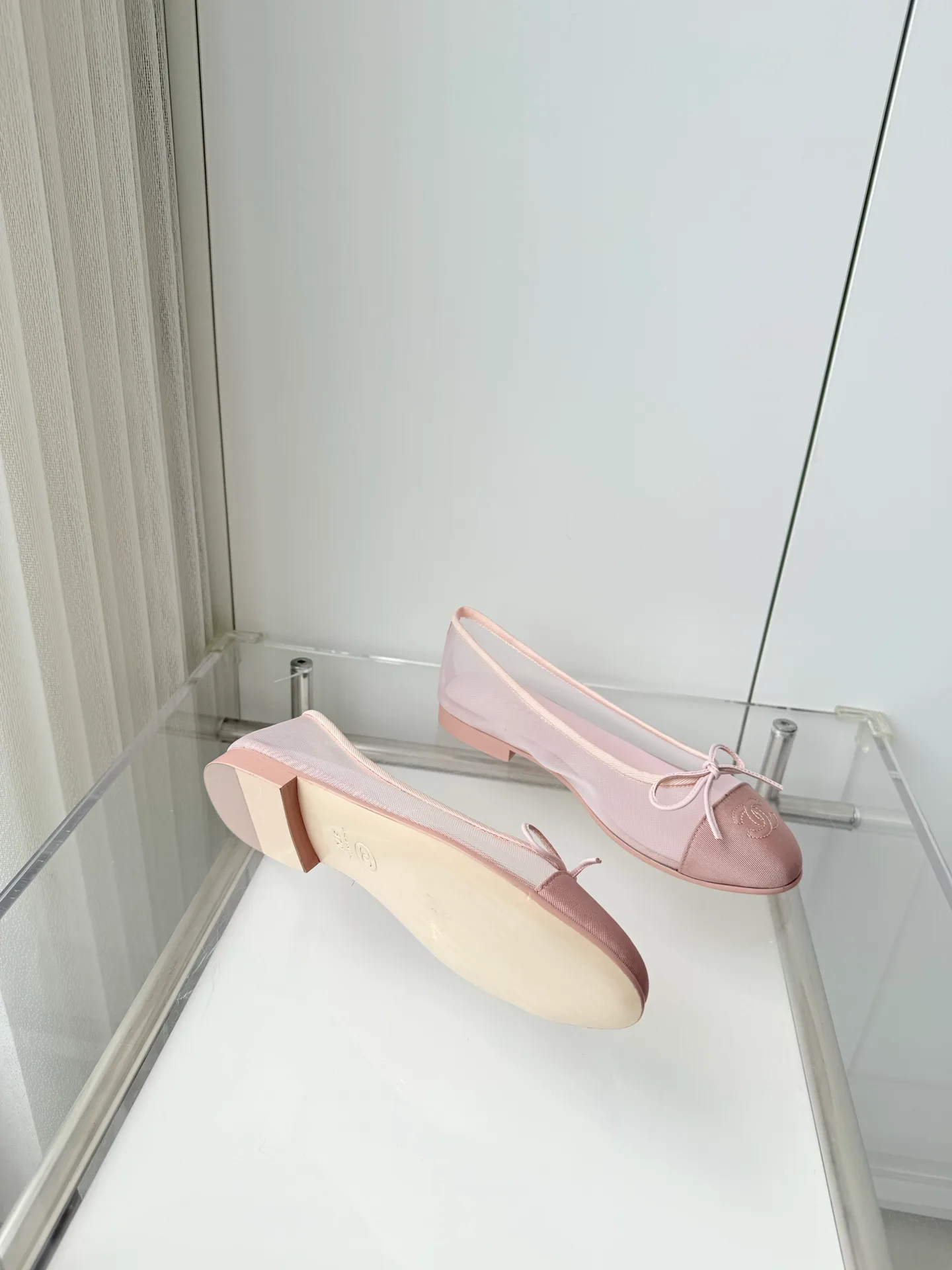 Women's Ballet Flats CHANEL 18120827