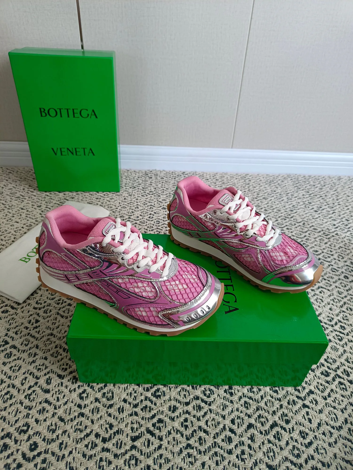 Women's Sneakers BOTTEGA VENETA 18273979