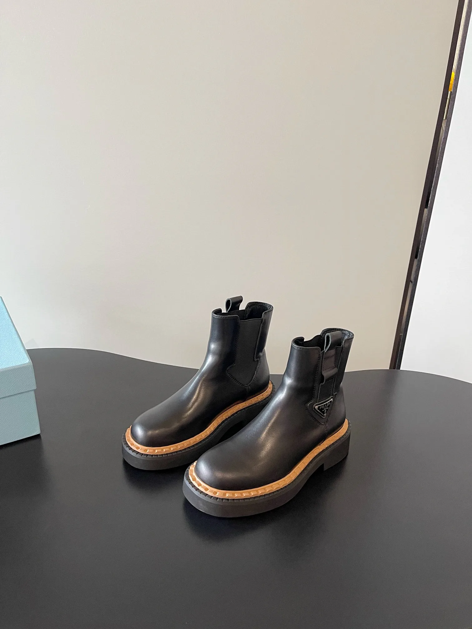 Ботинки Женские Prada 18595084