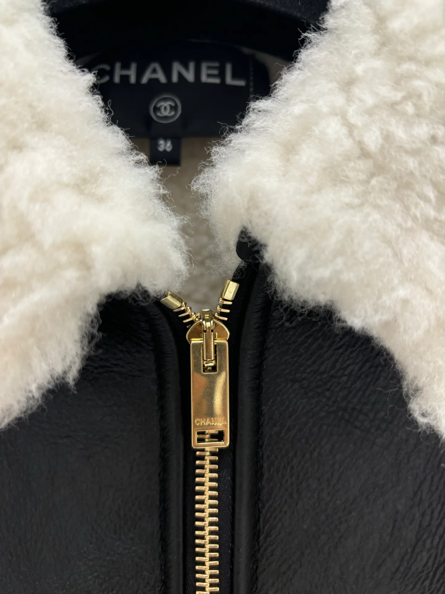 Women's Leather Jackets And Sheepskin Coats CHANEL 17864070