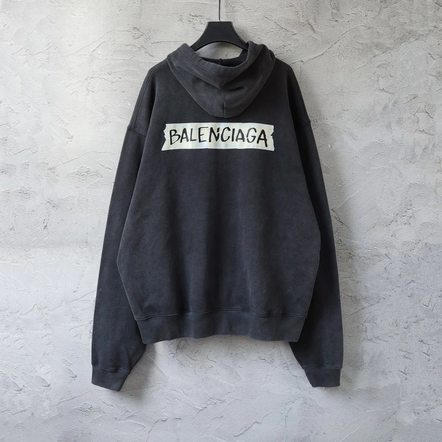 Men's Sweatshirts And Hoodies BALENCIAGA 18303112