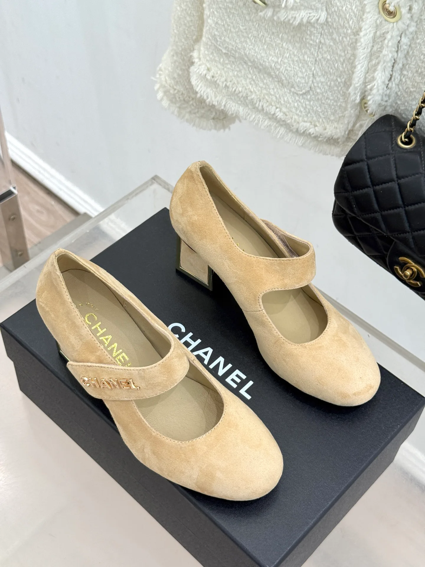 Women's Heels CHANEL 18154799