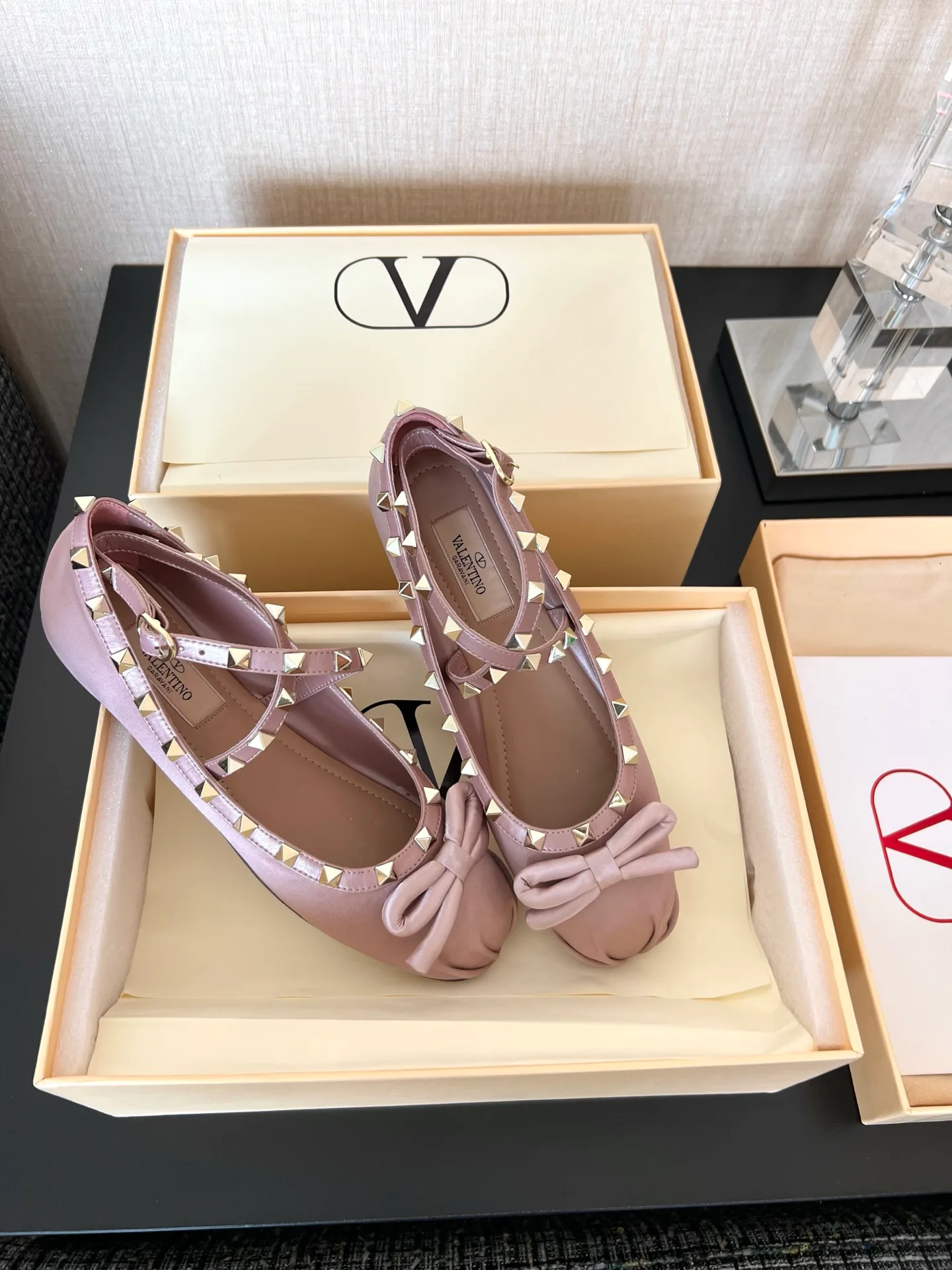 Women's Ballet Flats VALENTINO 17480172