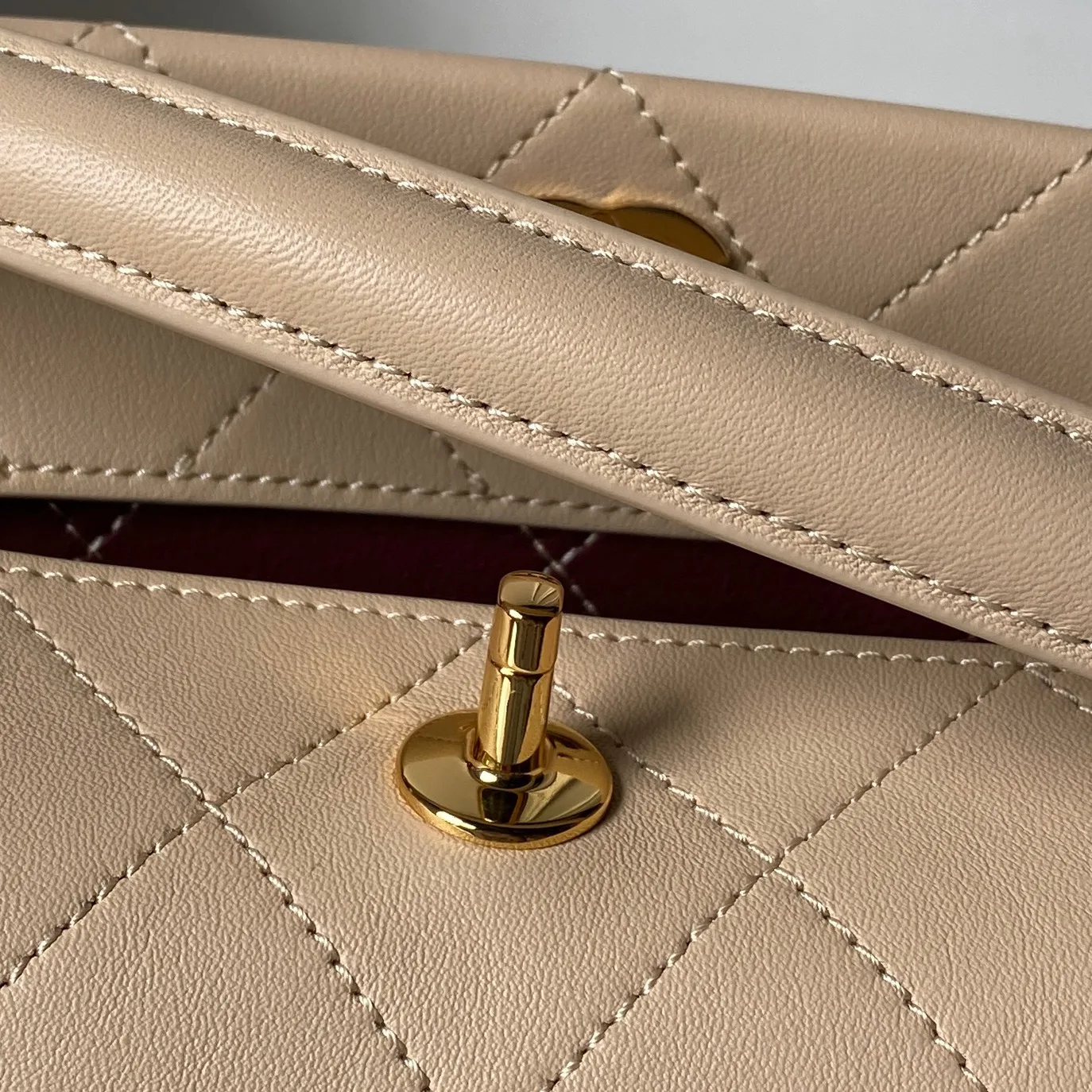 Women's Classic Handbags CHANEL 18000292