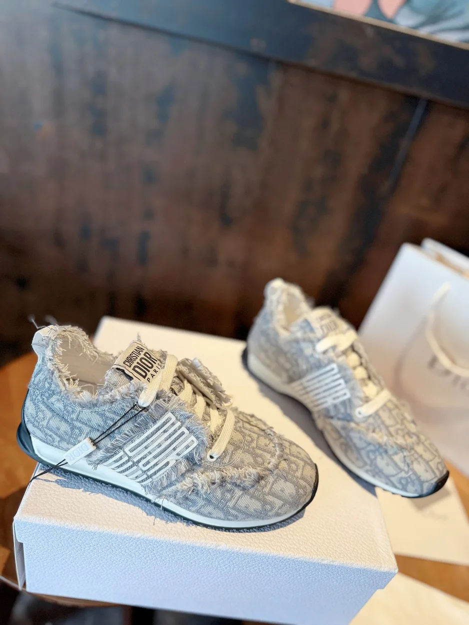 Women's Sneakers CHRISTIAN DIOR 18419408