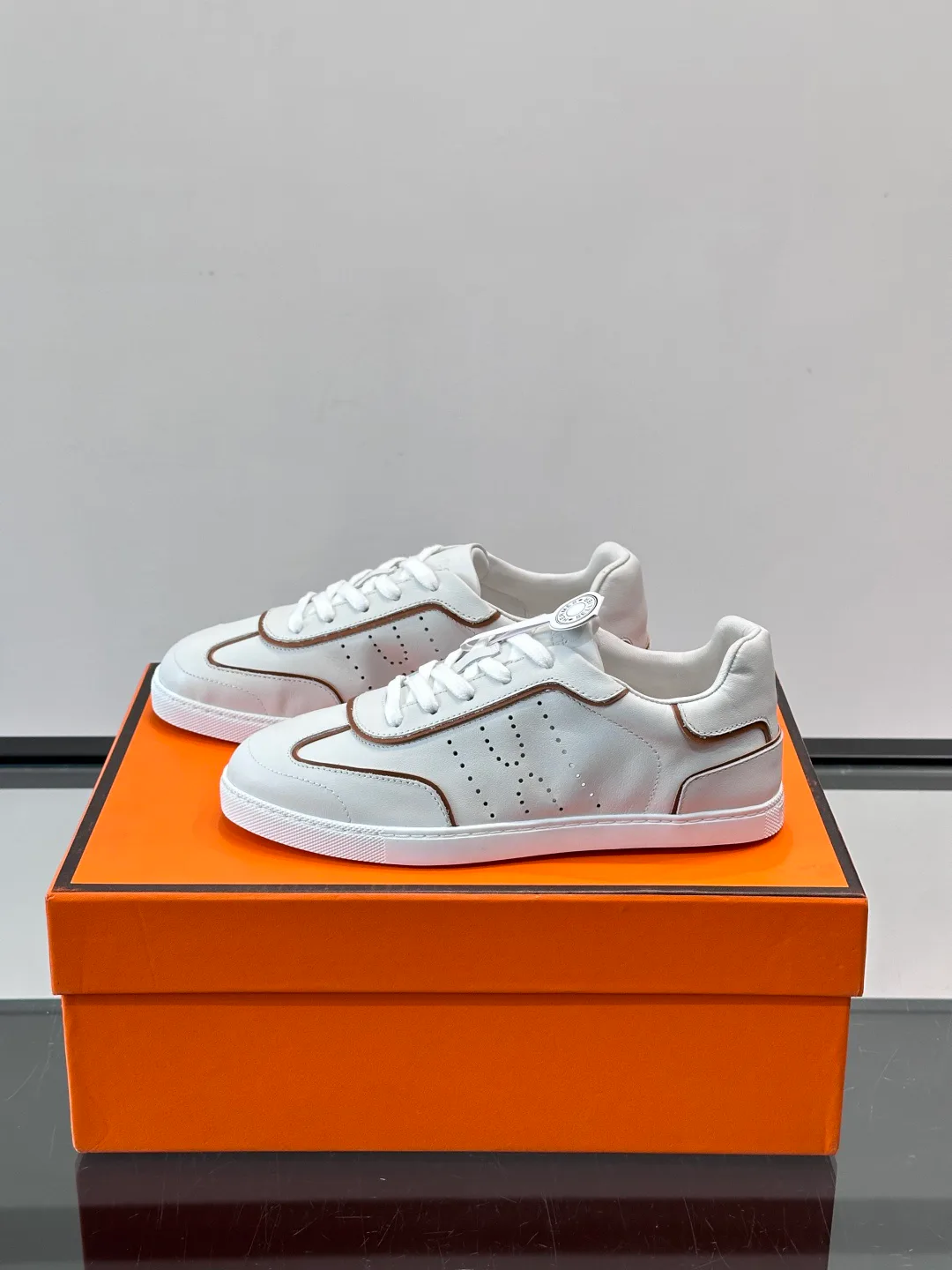 Women's Sneakers HERMES 18102930
