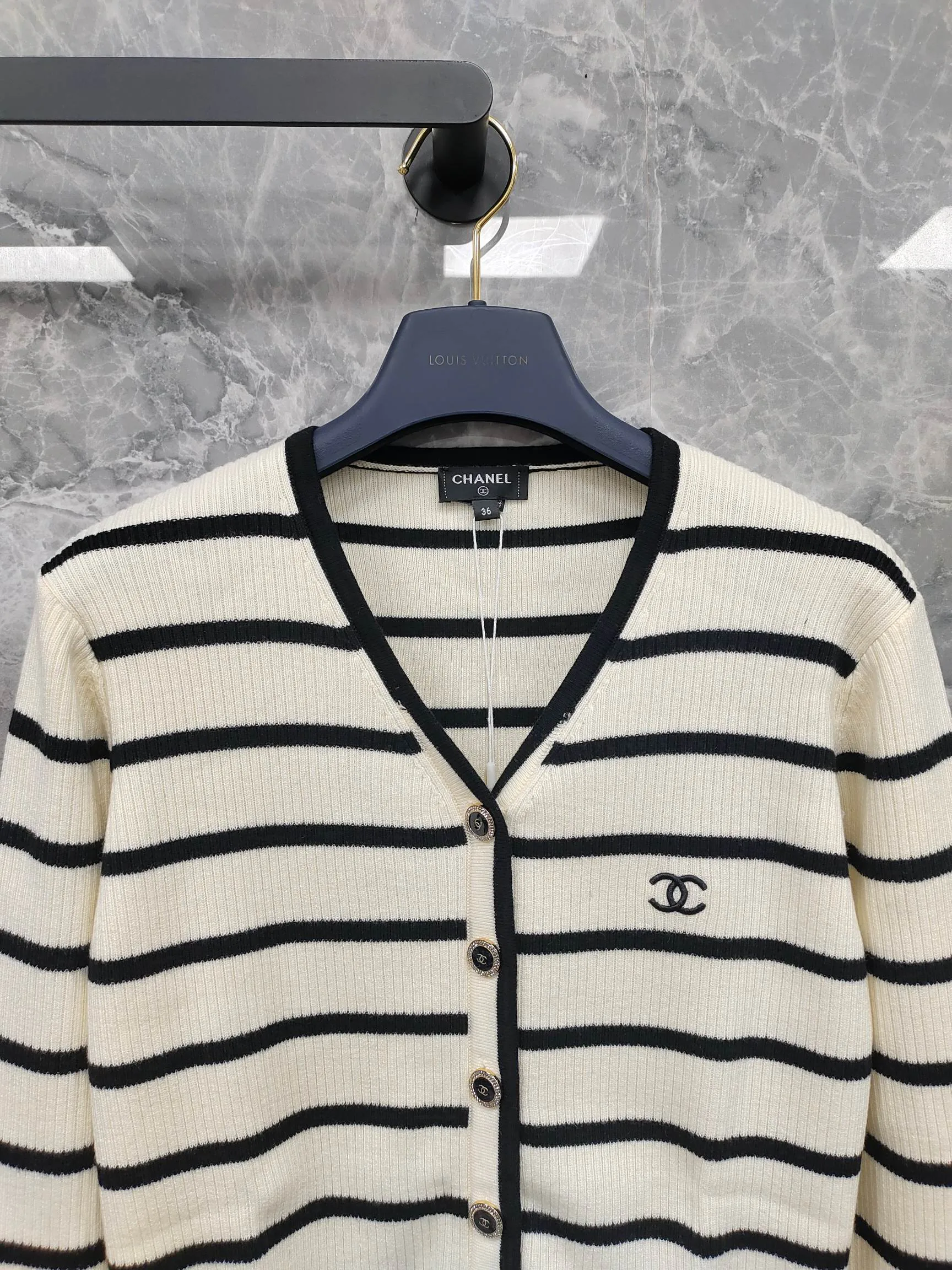 Women's Jumpers And Sweaters CHANEL 18337844