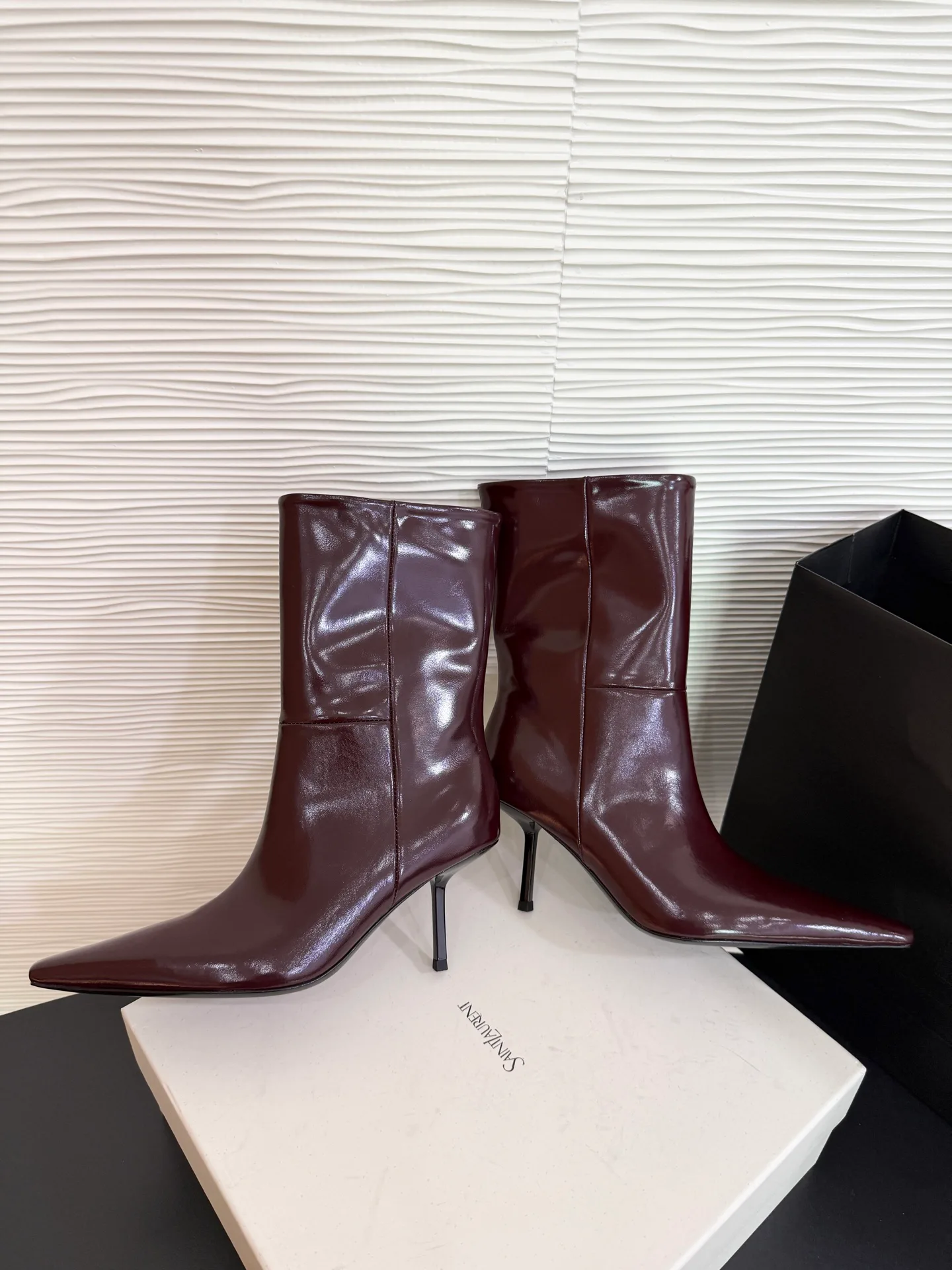 Women's Booties SAINT LAURENT 18071277