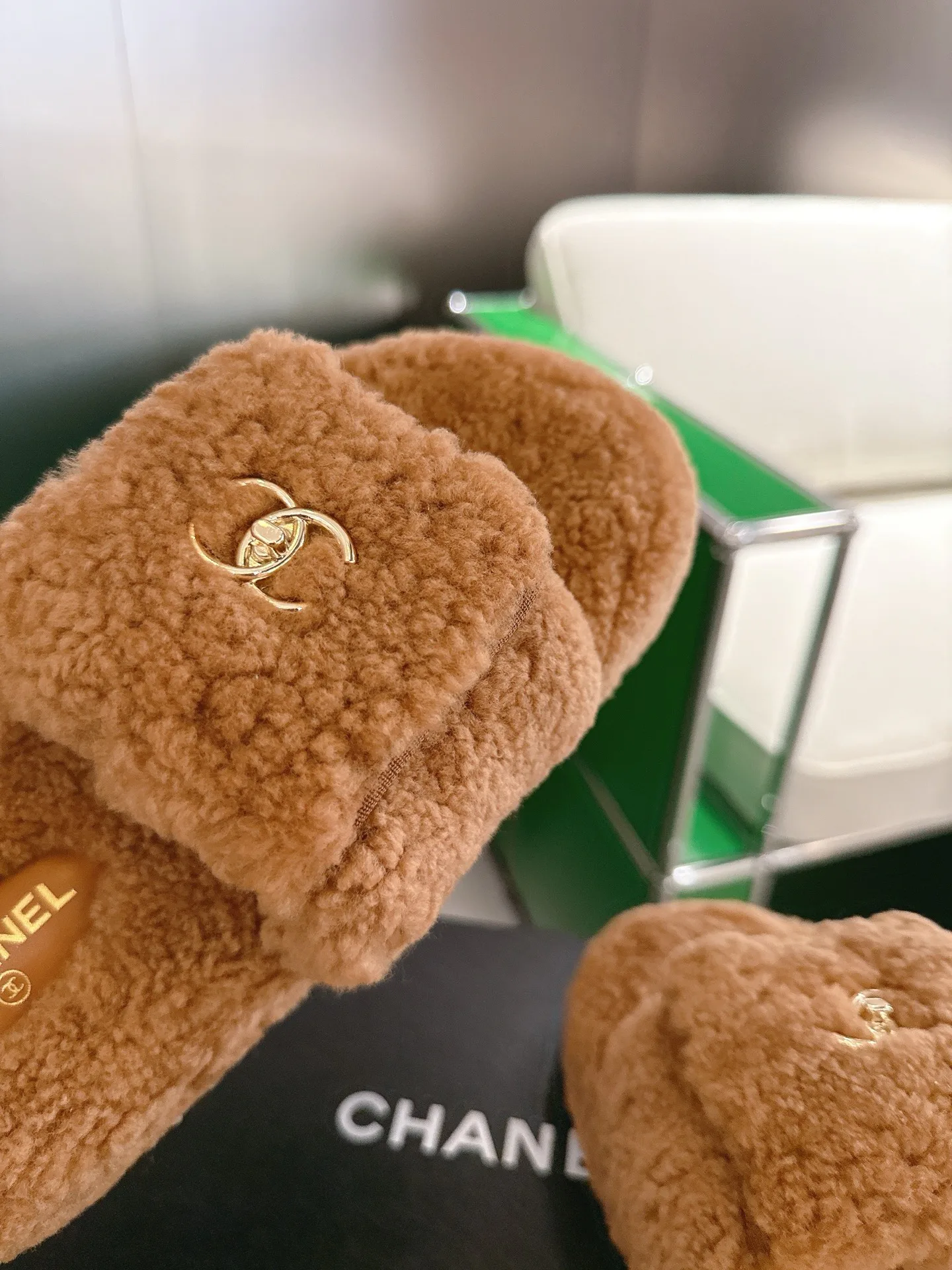 Women's Slippers CHANEL 18324616