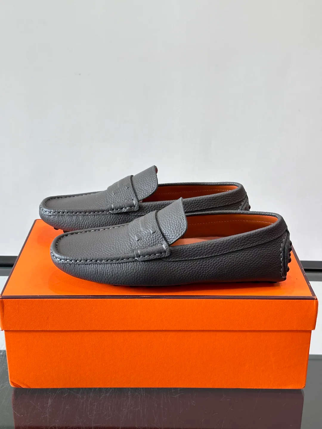 Men's Loafers And Dress Shoes HERMES 18102667