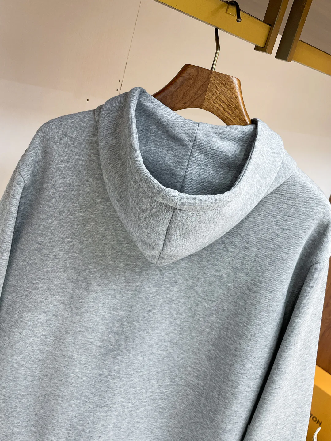 Men's Sweatshirts And Hoodies LOUIS VUITTON 18340427